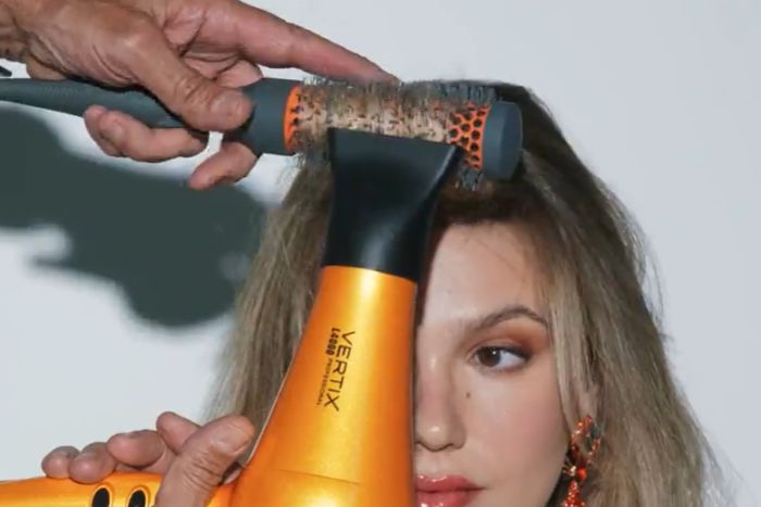 como secar o cabelo com secador