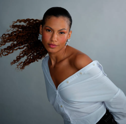 cabelos de festa: rabo de cavalo chique e minimalista